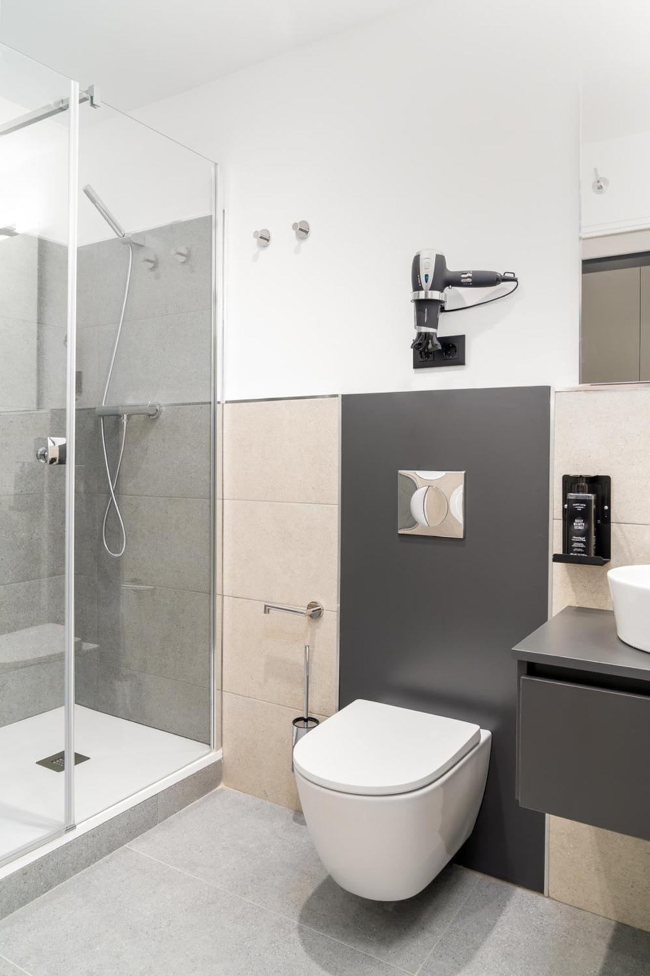 Limehome Valencia Carrer D'Antonio Ferrandis Exterior foto